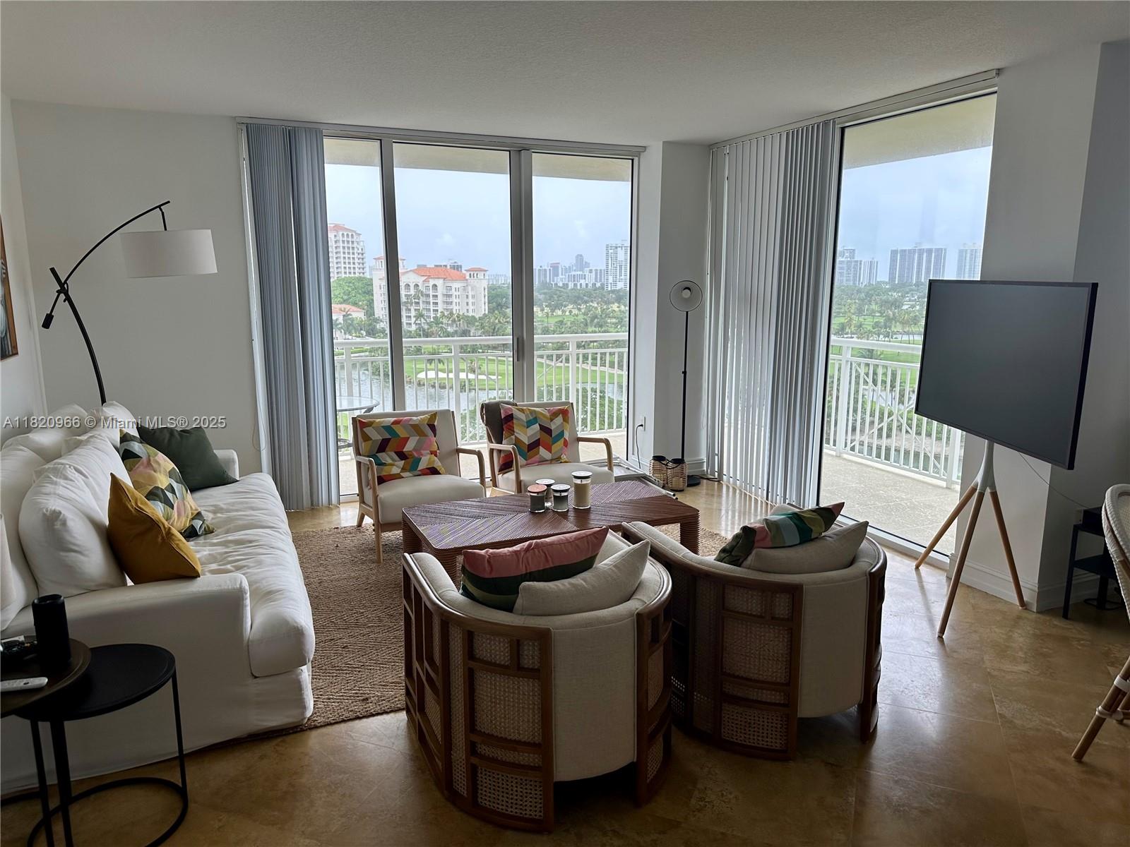 TURNBERRY ON THE GREEN CO - Residential