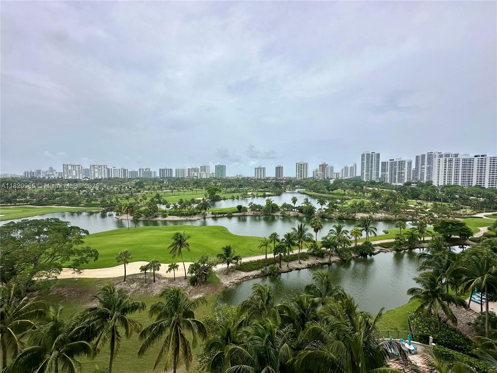 TURNBERRY ON THE GREEN CO - Residential