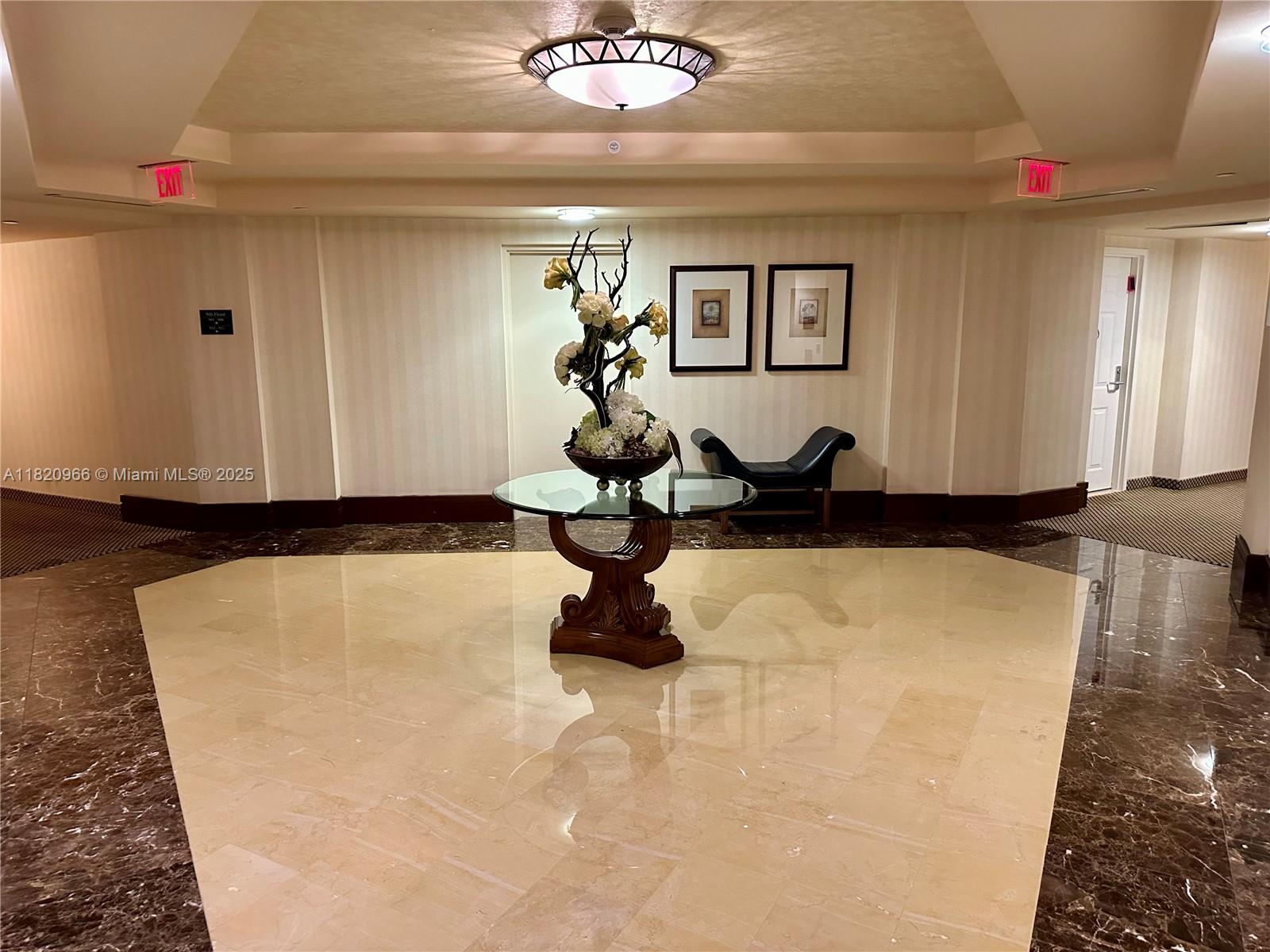 TURNBERRY ON THE GREEN CO - Residential