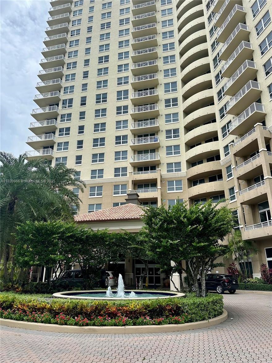 Spectacular 2BD/2BA Condo at Turnberry on the Green – Aventura’s Premier Address! 
Located directly across from the world-famous Aventura Mall, this bright and spacious residence offers one of the most beautiful views in the building. Enjoy breathtaking panoramic vistas of the luxury golf course, the Intracoastal Waterway, Aventura skyline, and the Sunny Isles coastline—all from your private balcony. 
The split floor plan features a comfortable master suite with a generous walk-in closet and a second well-sized bedroom and bath. 
Resort-style amenities include a pool, fitness center, 24-hour concierge, valet, business center, and more. 
Steps from top-rated schools, fine dining, and just minutes to the beach. Ideal for year-round living or investment.