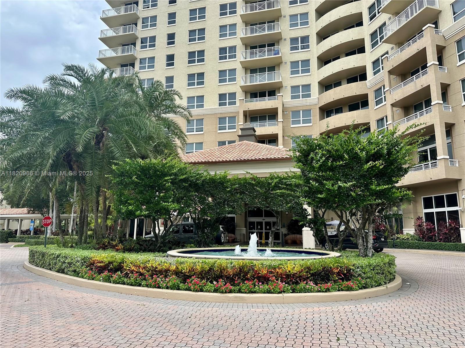 TURNBERRY ON THE GREEN CO - Residential