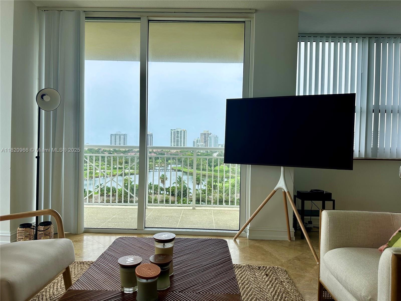 TURNBERRY ON THE GREEN CO - Residential