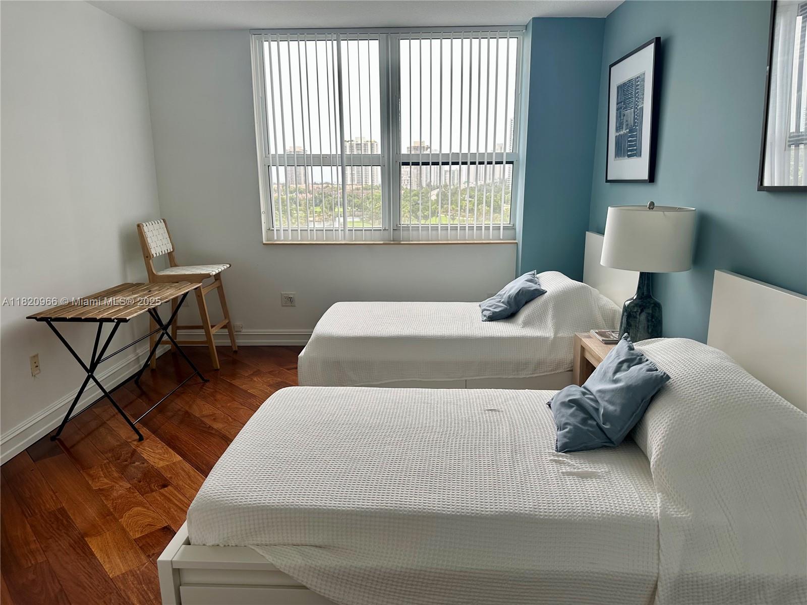 TURNBERRY ON THE GREEN CO - Residential