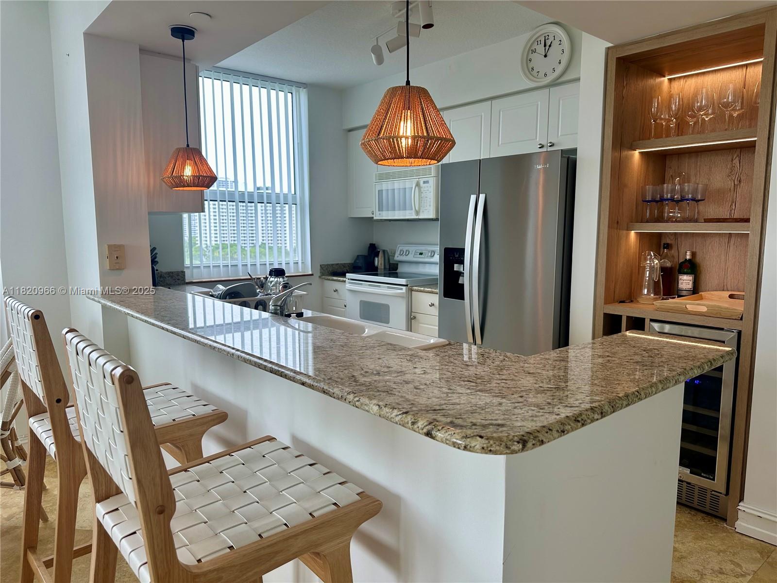 TURNBERRY ON THE GREEN CO - Residential