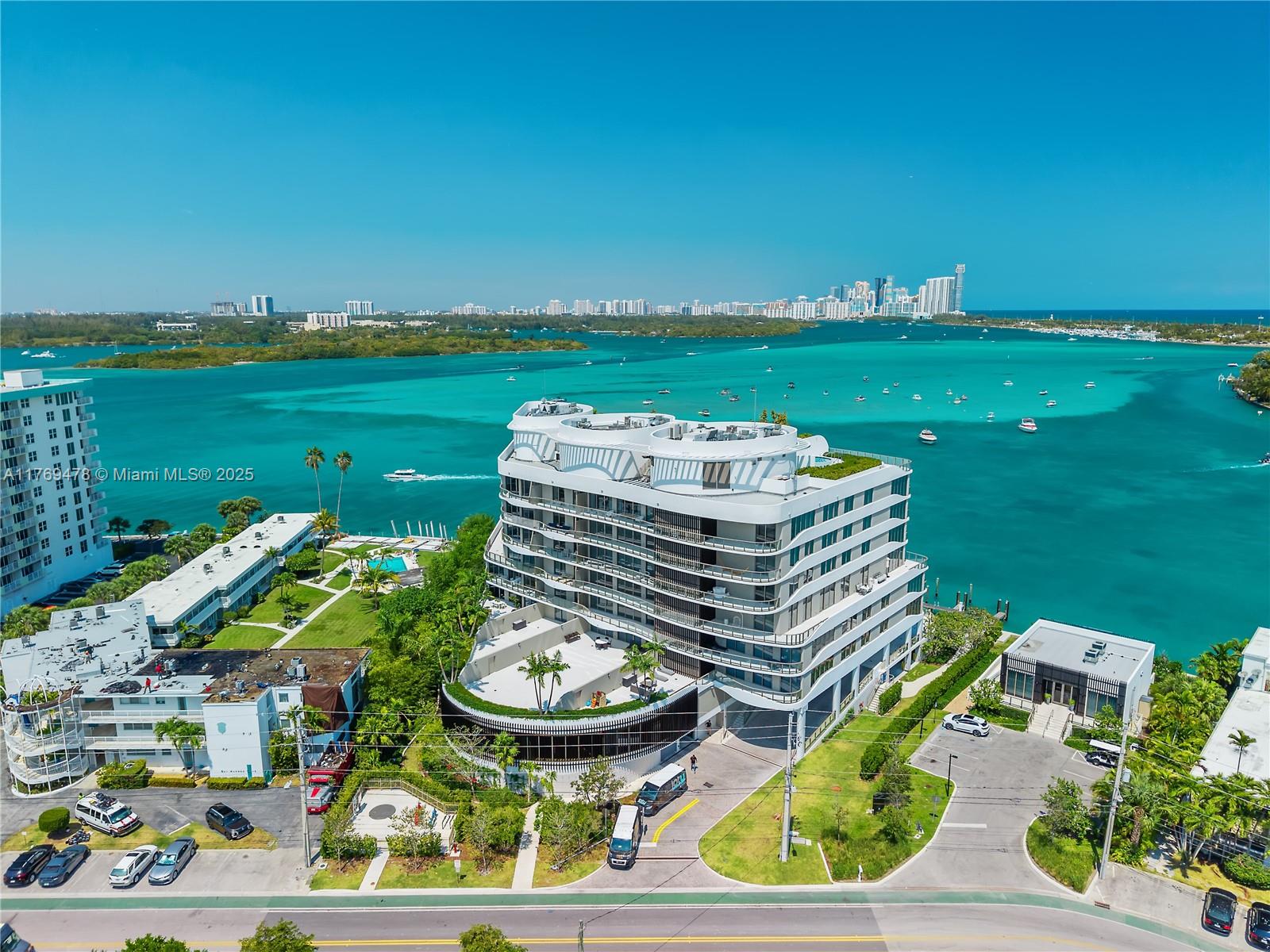 Onda Residences - Residential