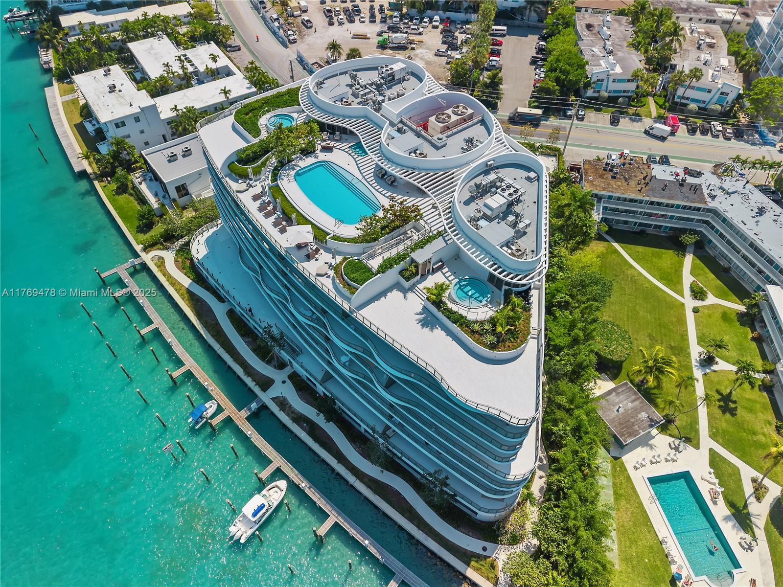 Onda Residences - Residential