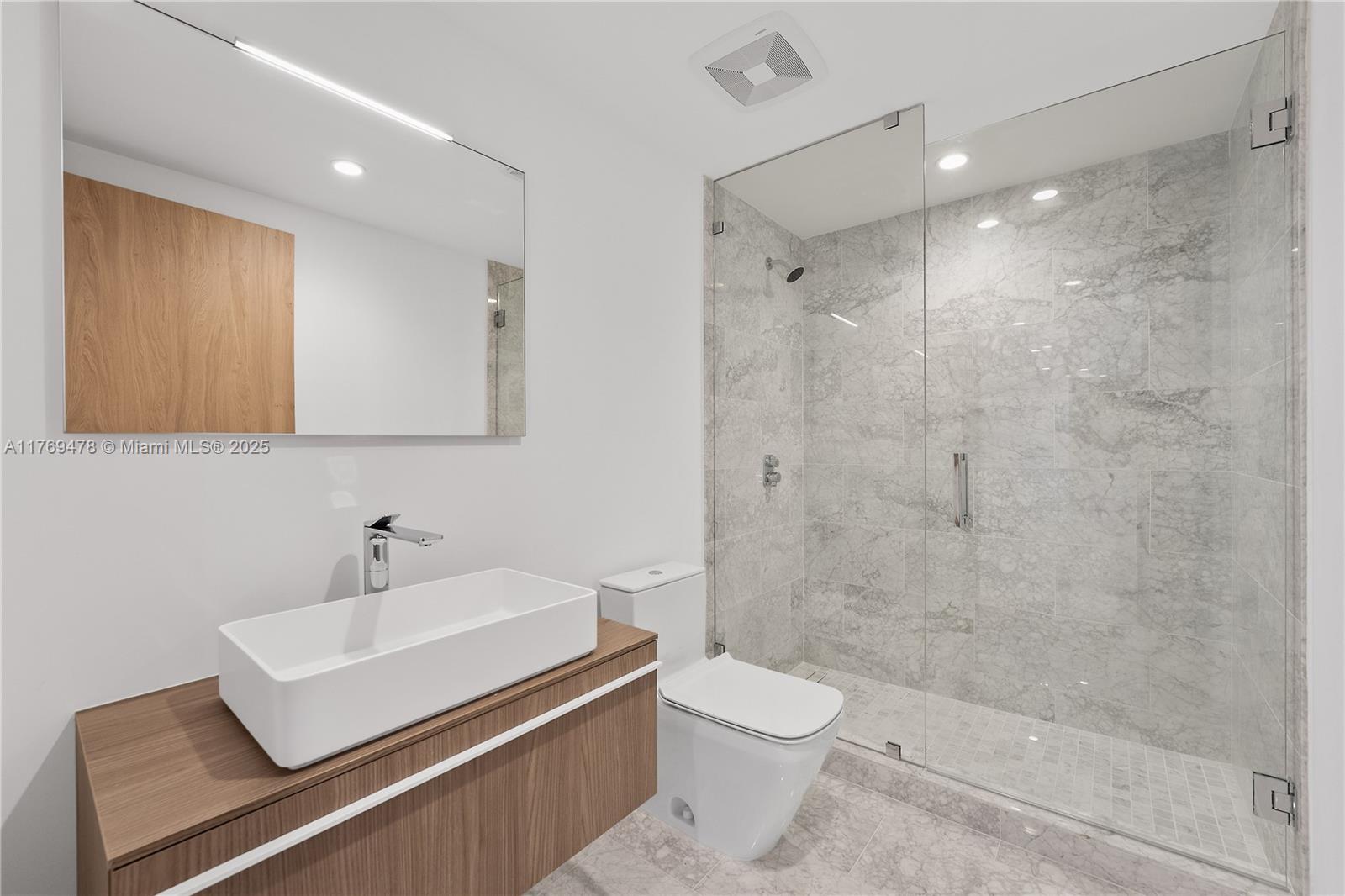 Onda Residences - Residential
