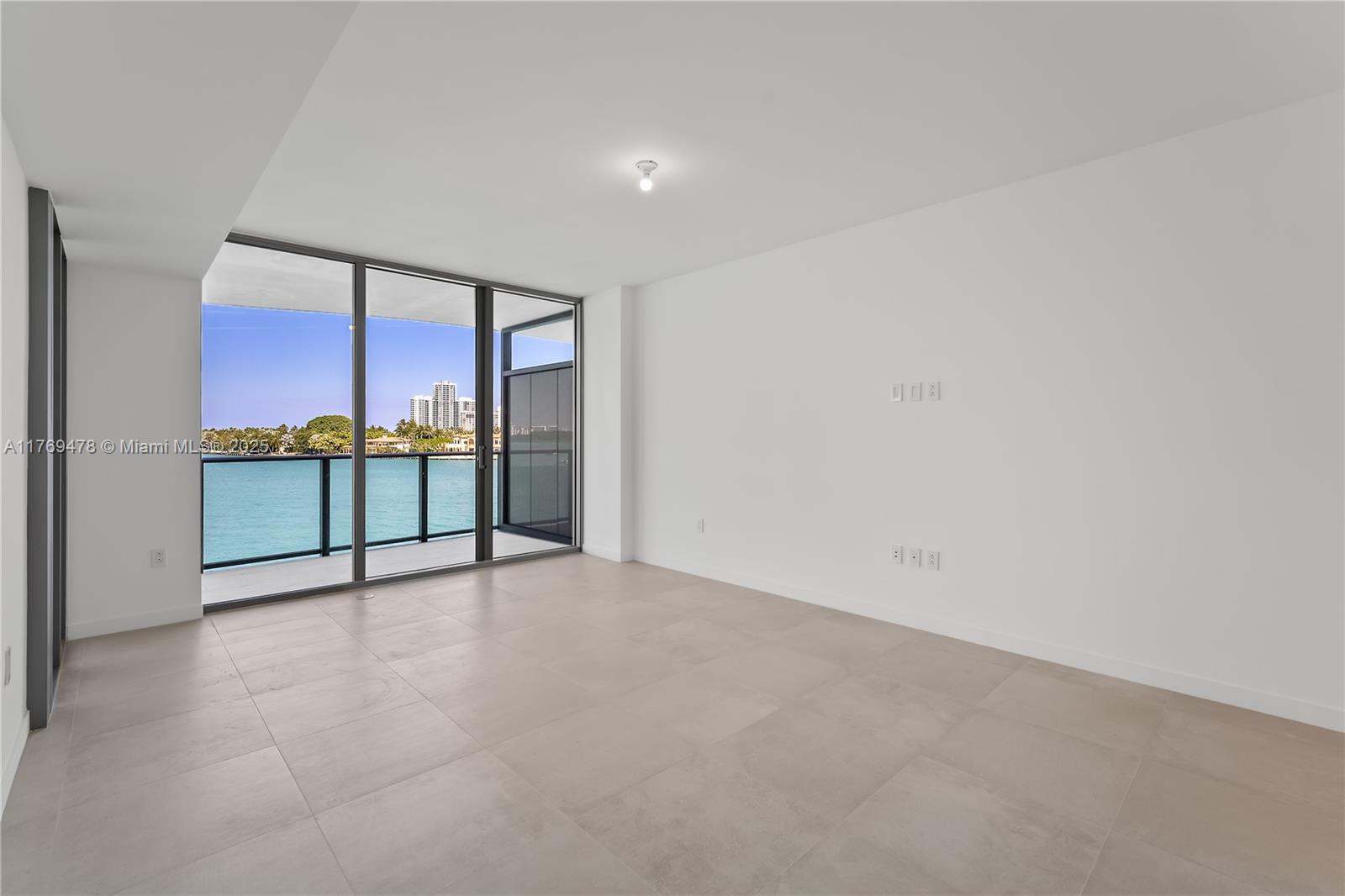 Onda Residences - Residential