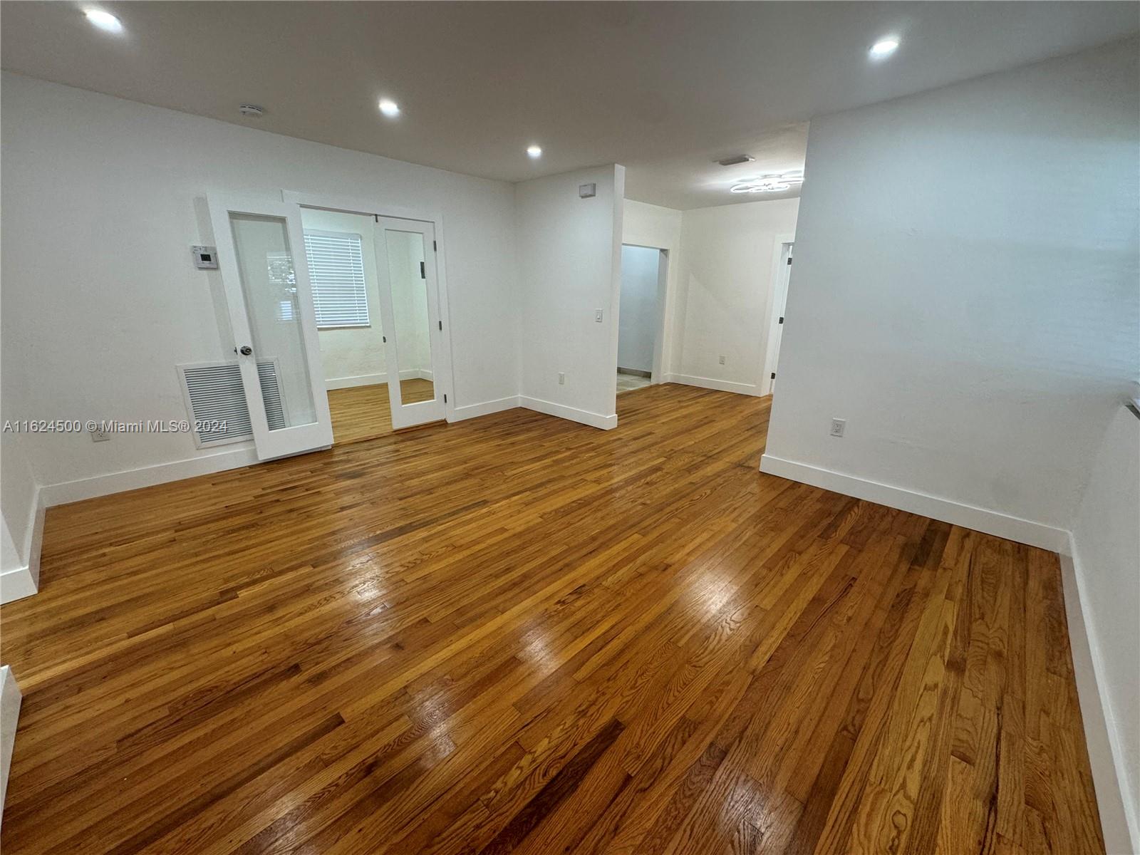 SHENANDOAH MANOR SEC B - Residential Lease