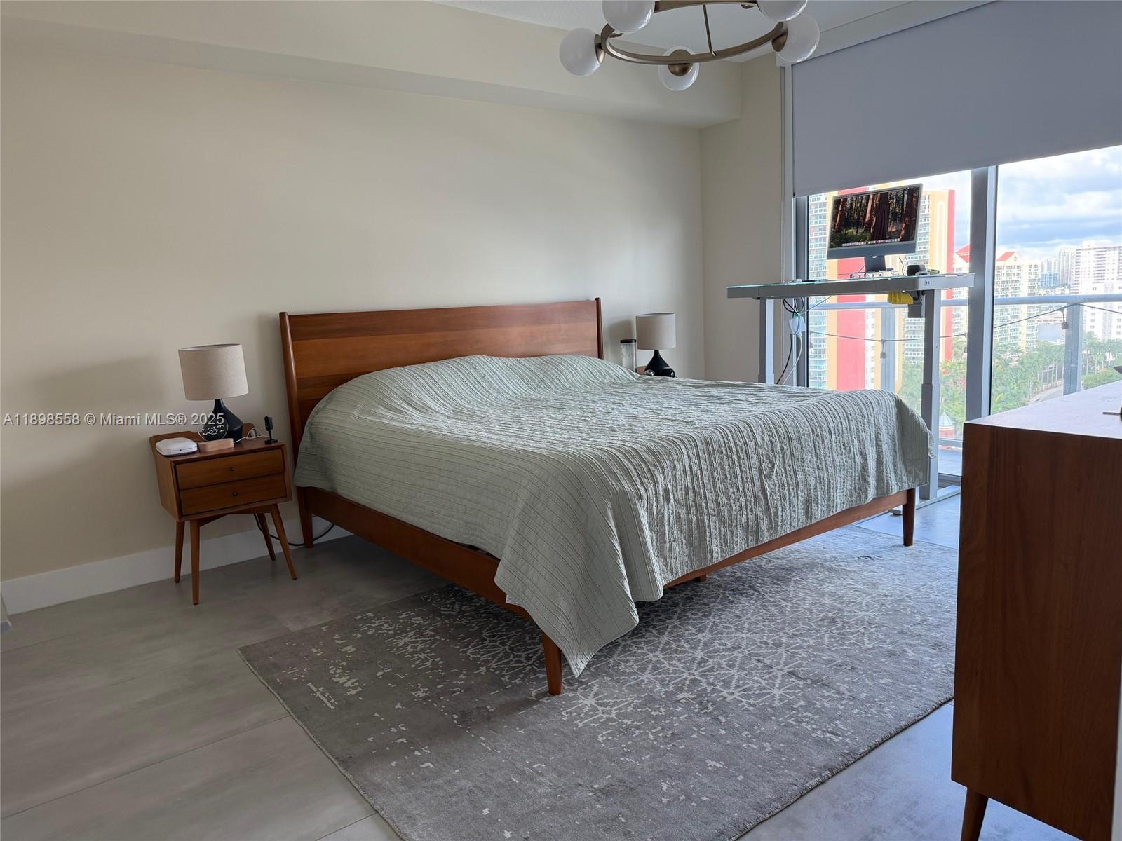 PARQUE TOWERS CONDO - Residential