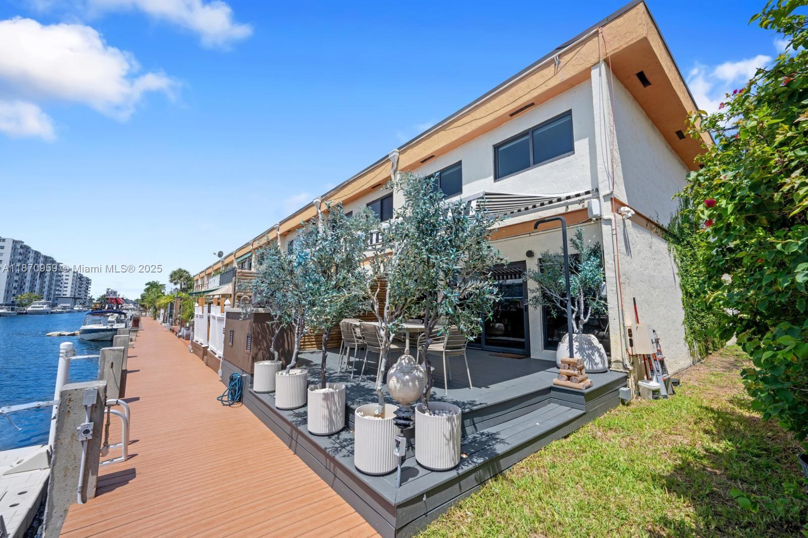 EASTERN SHORES GARDEN APT - Residential