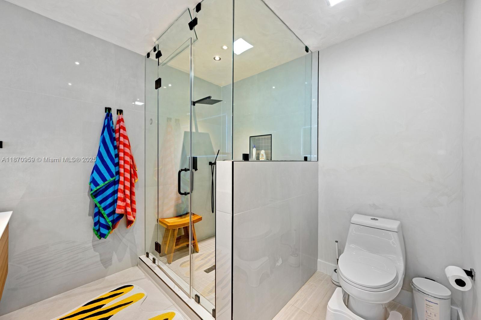 EASTERN SHORES GARDEN APT - Residential