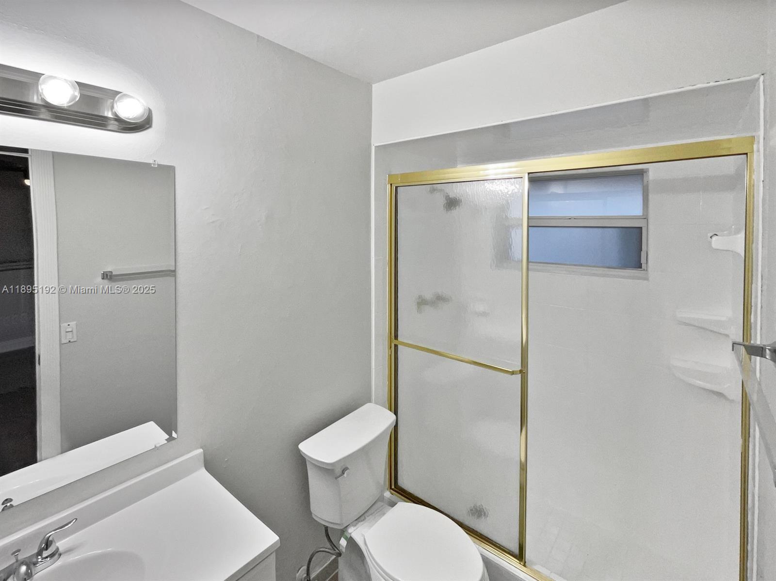 SANDALFOOT COVE SEC 4 - Residential Lease