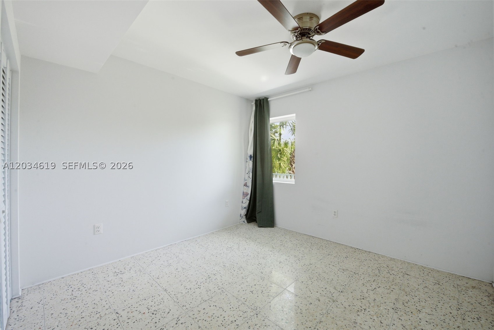 127 NW 74th St 4