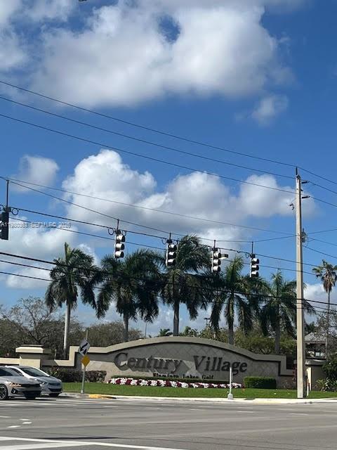 NEW HAMPTON AT CENTURY VI - Residential