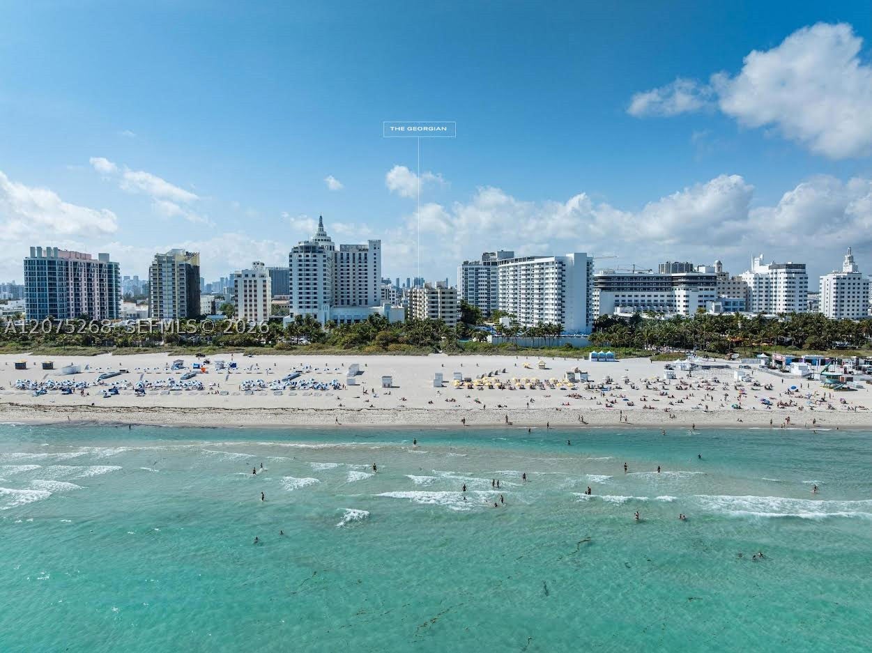 1623 Collins Ave 312