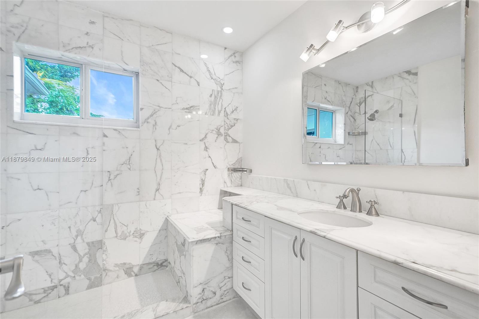 CORAL GABLES GRANADA SEC - Residential