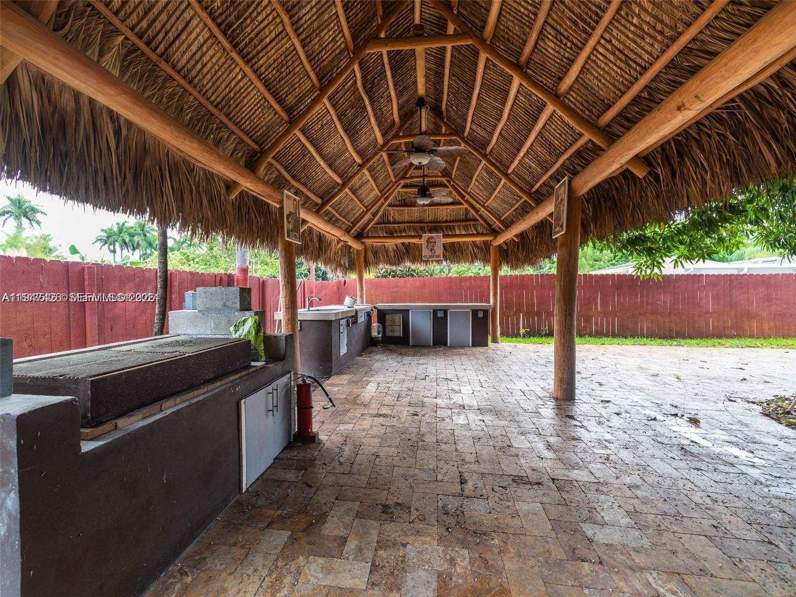 SUNSET TRAILS NO 4 - Residential