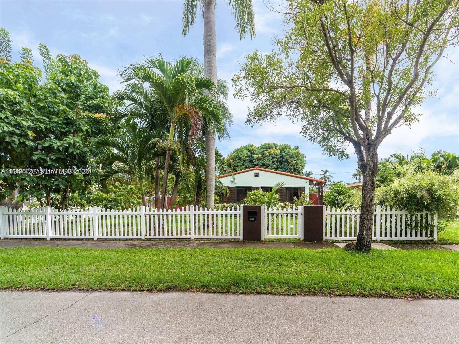 SUNSET TRAILS NO 4 - Residential