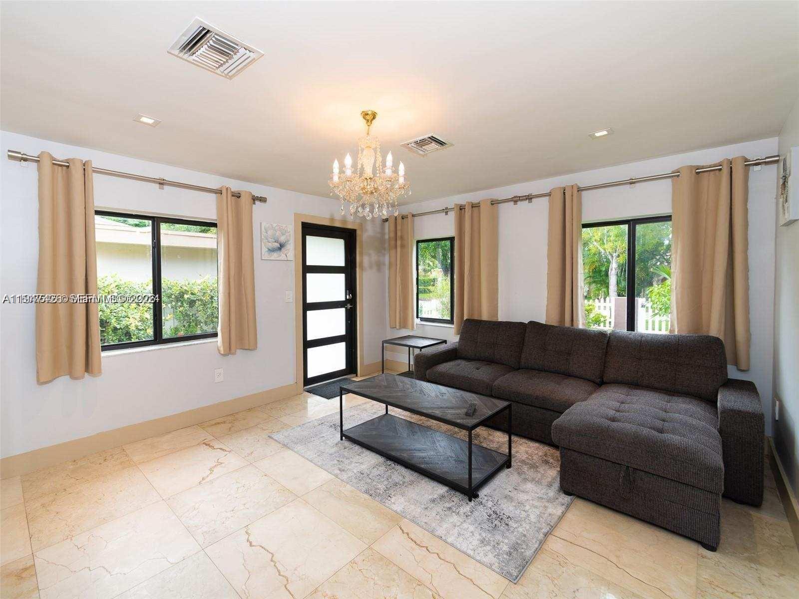 SUNSET TRAILS NO 4 - Residential