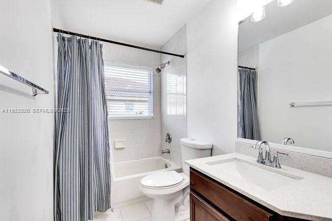 ISLES AT WELLINGTON 1 - Residential