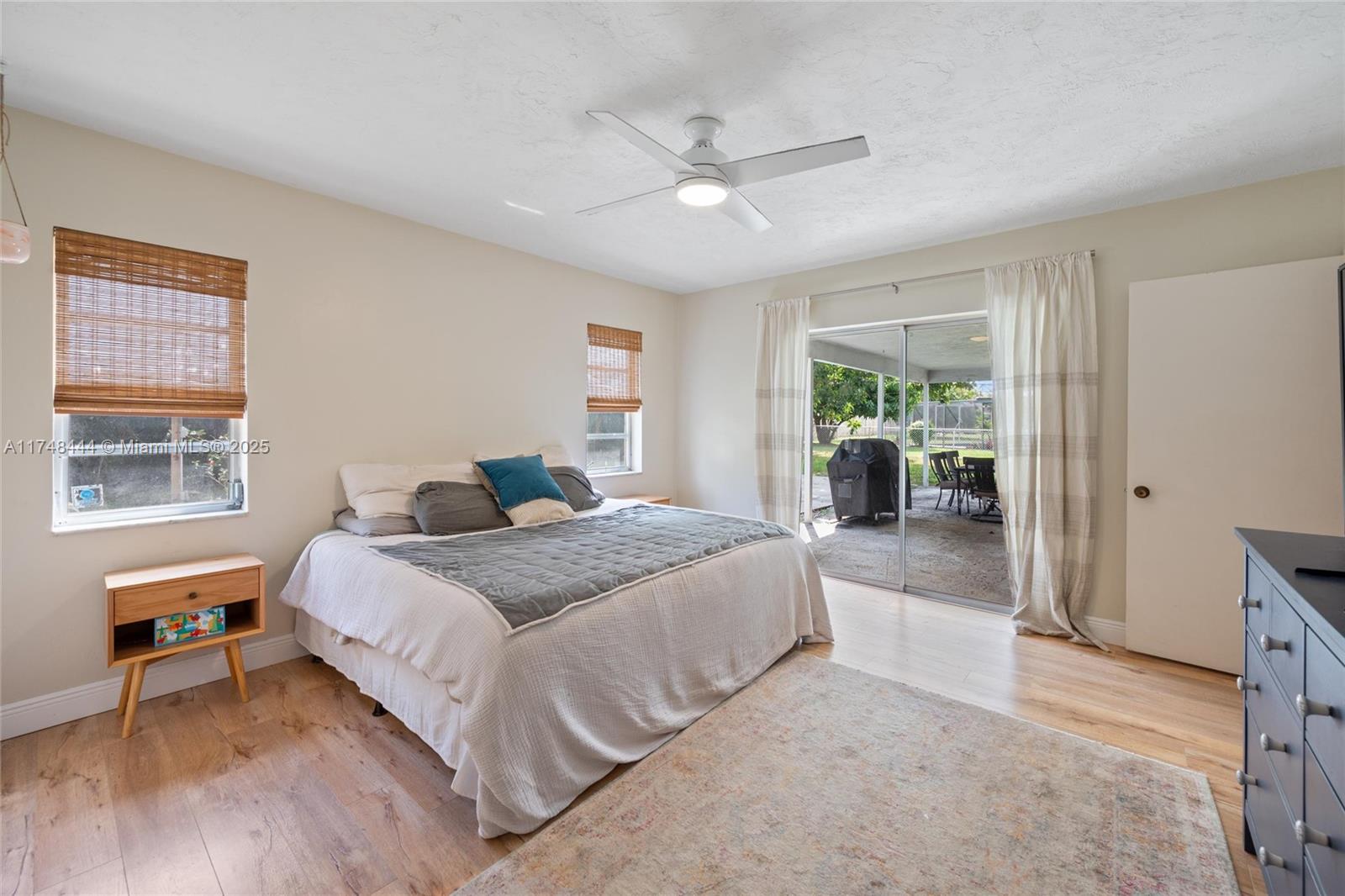 PLANTATION PARK LAKESITES - Residential