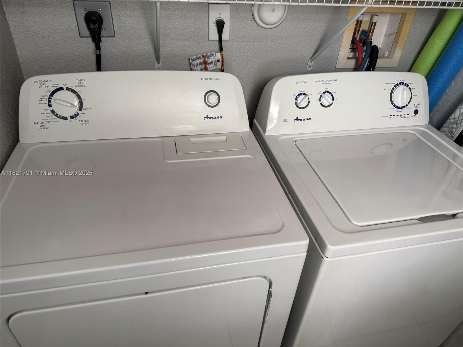 FLORIDIAN ISLES - Residential