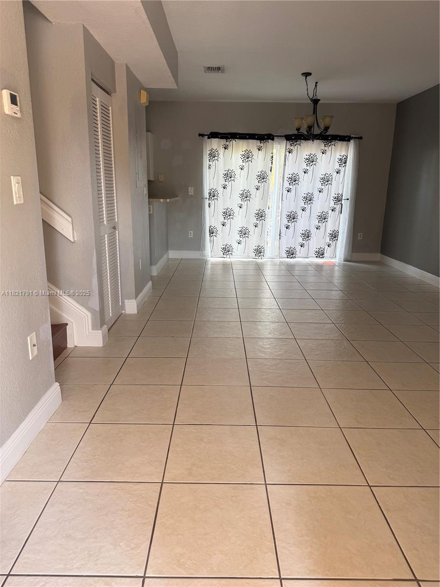 FLORIDIAN ISLES - Residential