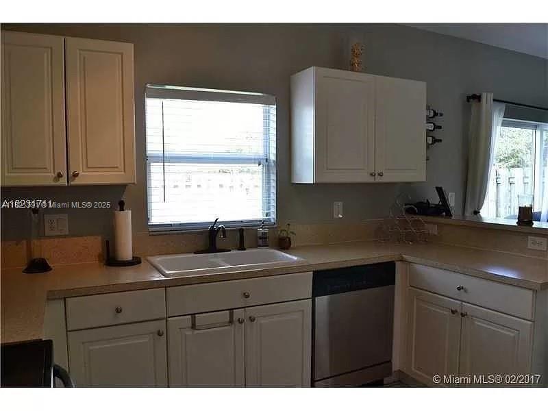 FLORIDIAN ISLES - Residential