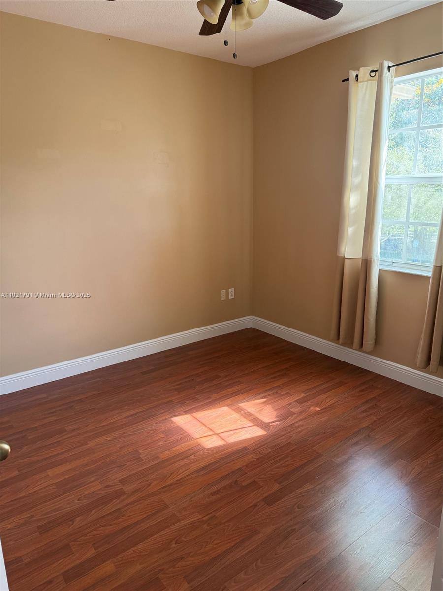 FLORIDIAN ISLES - Residential