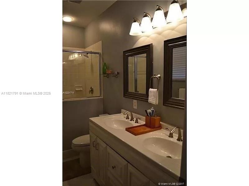 FLORIDIAN ISLES - Residential