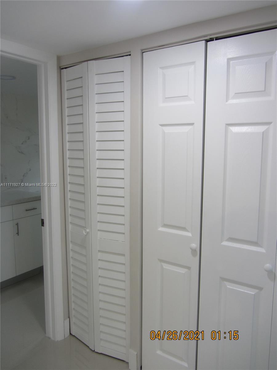 LAS VISTAS AT DORAL CONDO - Residential