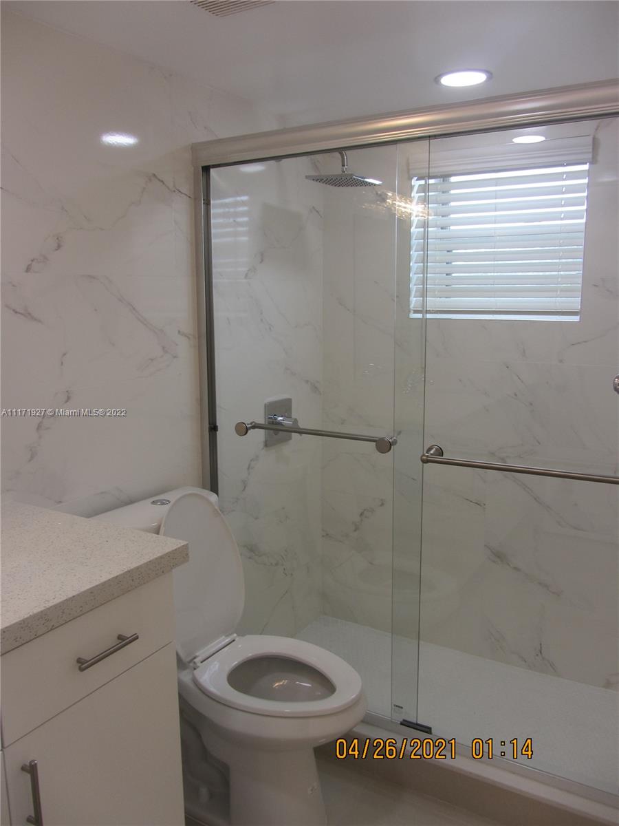 LAS VISTAS AT DORAL CONDO - Residential