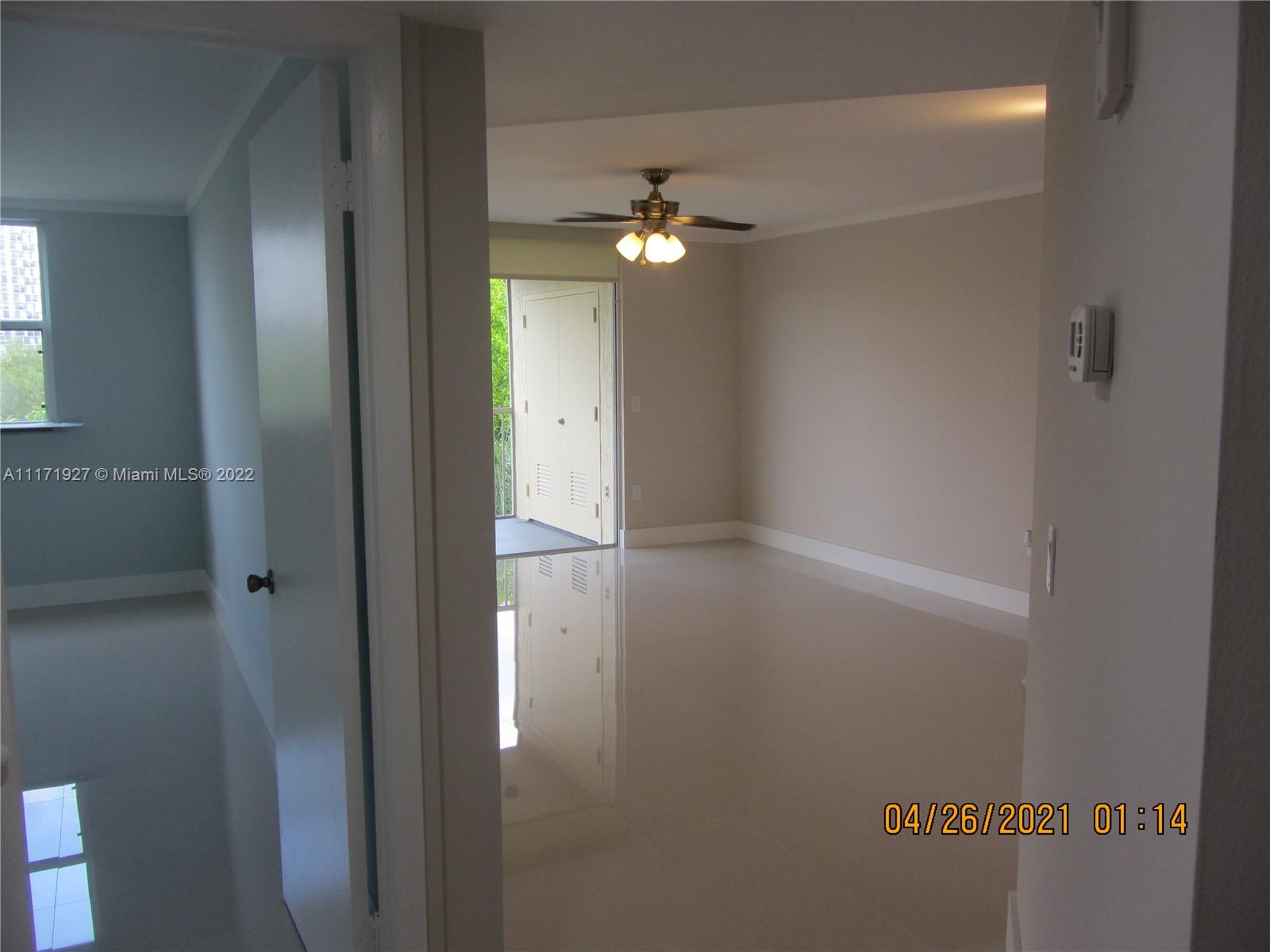 LAS VISTAS AT DORAL CONDO - Residential