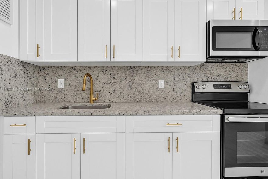 ONLY $100 extra/month for ALL UTILITIES INCLUDED! That’s water, electricity, AC, cable, sewer, and trash – all covered! Features You'll Love: Brand New Everything! Stylish new flooring for a modern feel Sleek kitchen with granite countertops and a designer backsplash Luxurious bathroom with floor-to-ceiling tiles and gold finishes throughout Centrally Located: Close to everything you need! Move-in ready with fast approval – just bring yourself and your essentials! Requirements: No eviction history or criminal background Sorry, no pets allowed Household take-home income of at least $3,300/month Act Fast! This gem won’t last long. Contact the owner directly for a quick and easy approval process. Schedule You HAVE to see this one in person!
