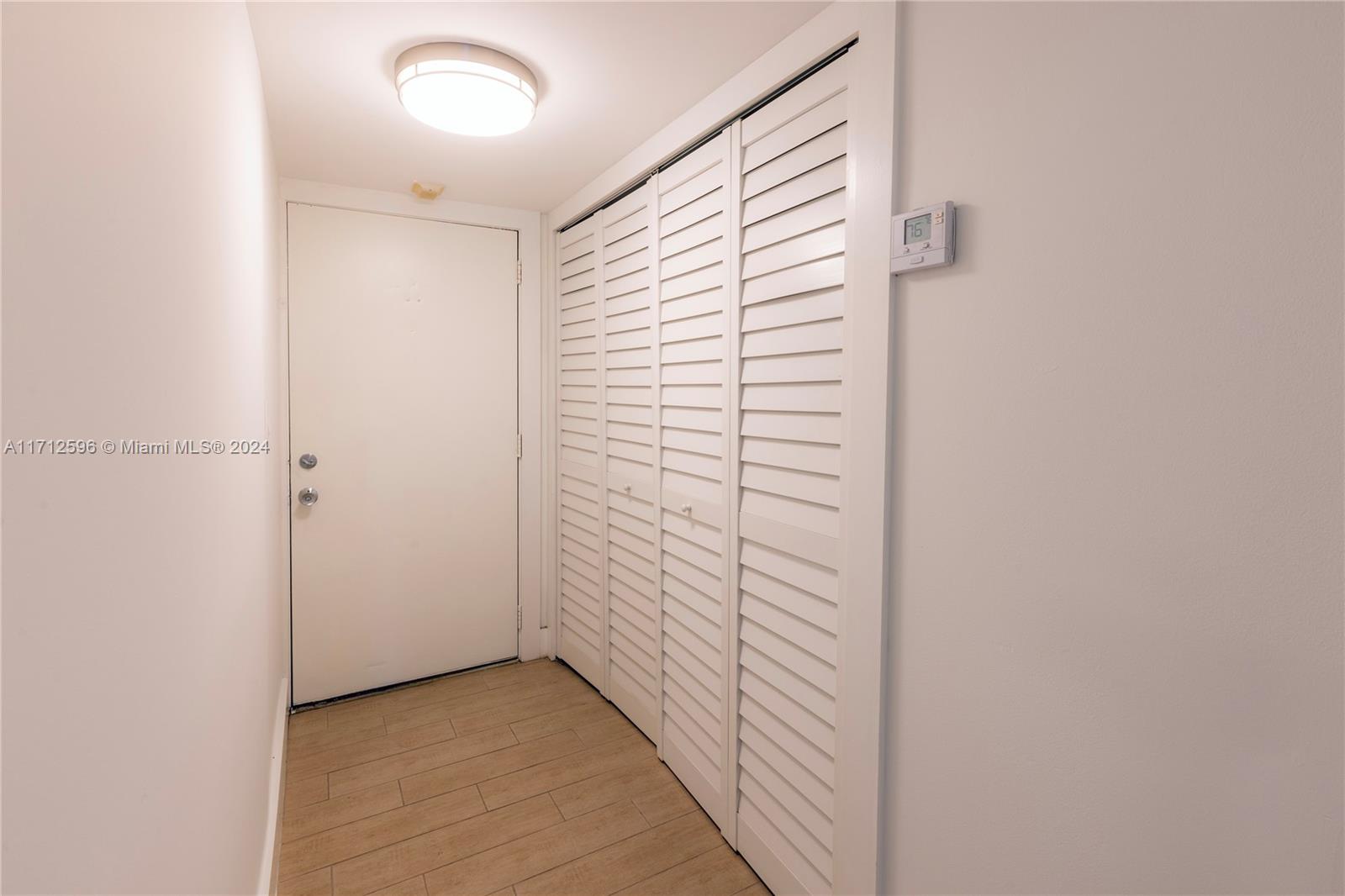 NOVA GARDENS CONDO - Residential