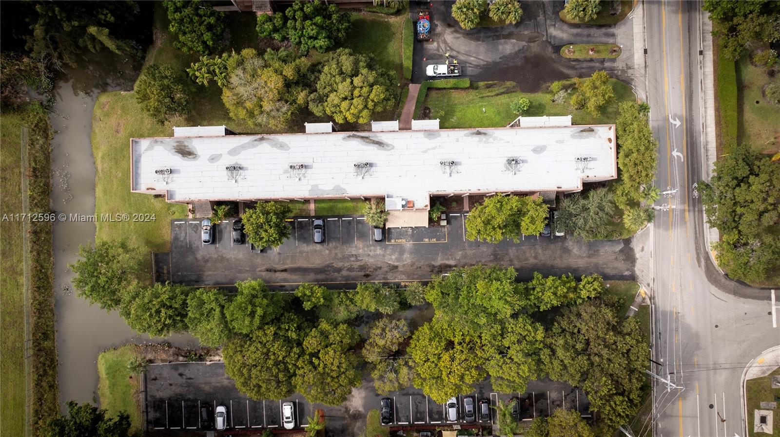 NOVA GARDENS CONDO - Residential