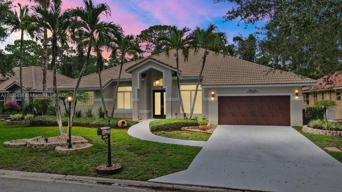 8644 NW 43rd Ct