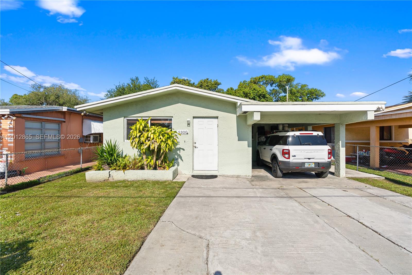 5300 NW 30th Pl