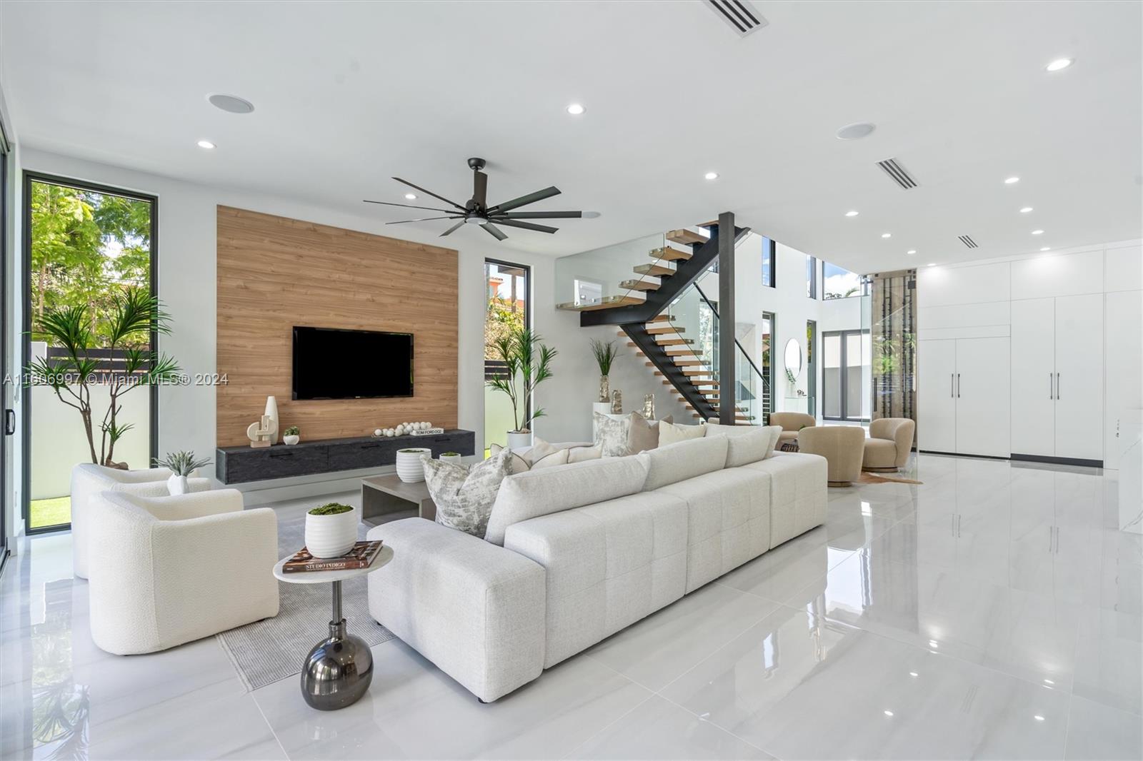 VICTORIA PARK - Residential