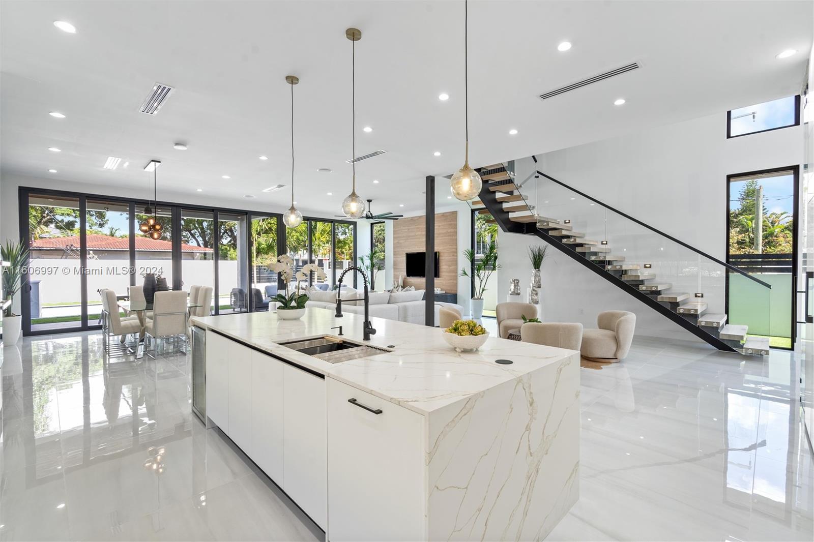 VICTORIA PARK - Residential