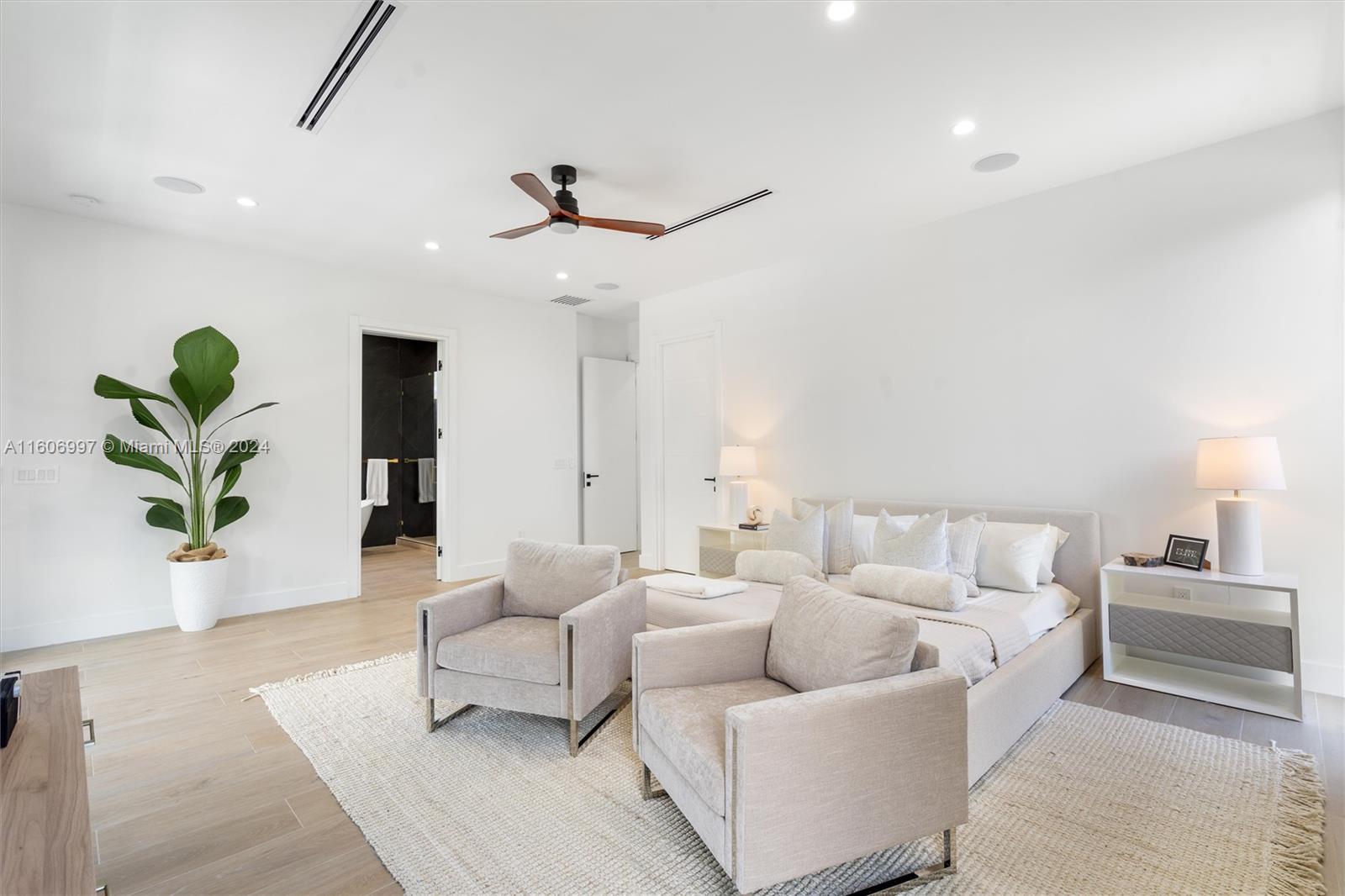 VICTORIA PARK - Residential