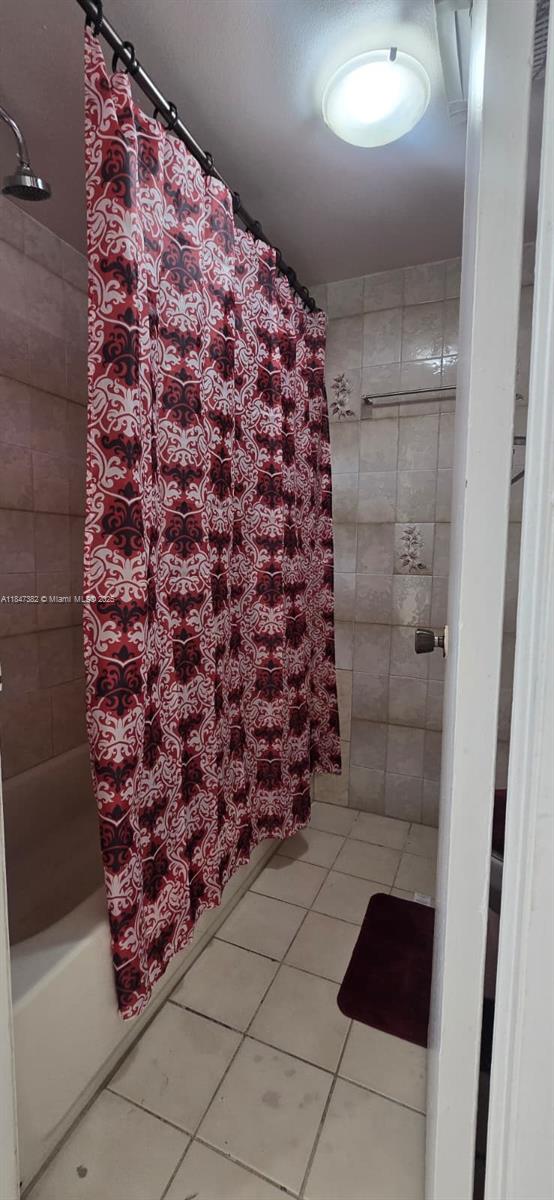 TRIANON PARK CONDO - Residential
