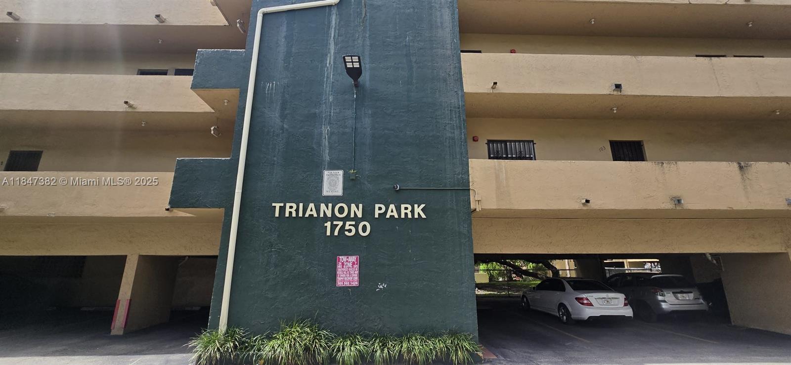 1/1 Condo in the West of Hialeah. Unit has 2 stories. Bedroom and Bathroom on the 2nd floor. Gated community. Easy to show with appointment. No rental restrictions. MORE PICTURES COMING SOON.