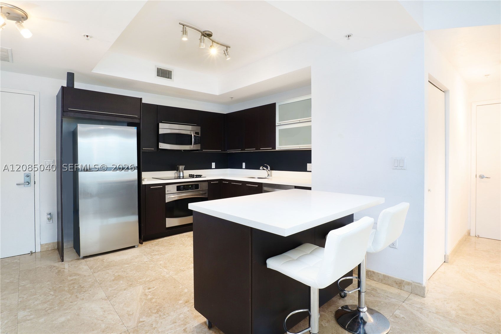 90 SW 3rd St 3002