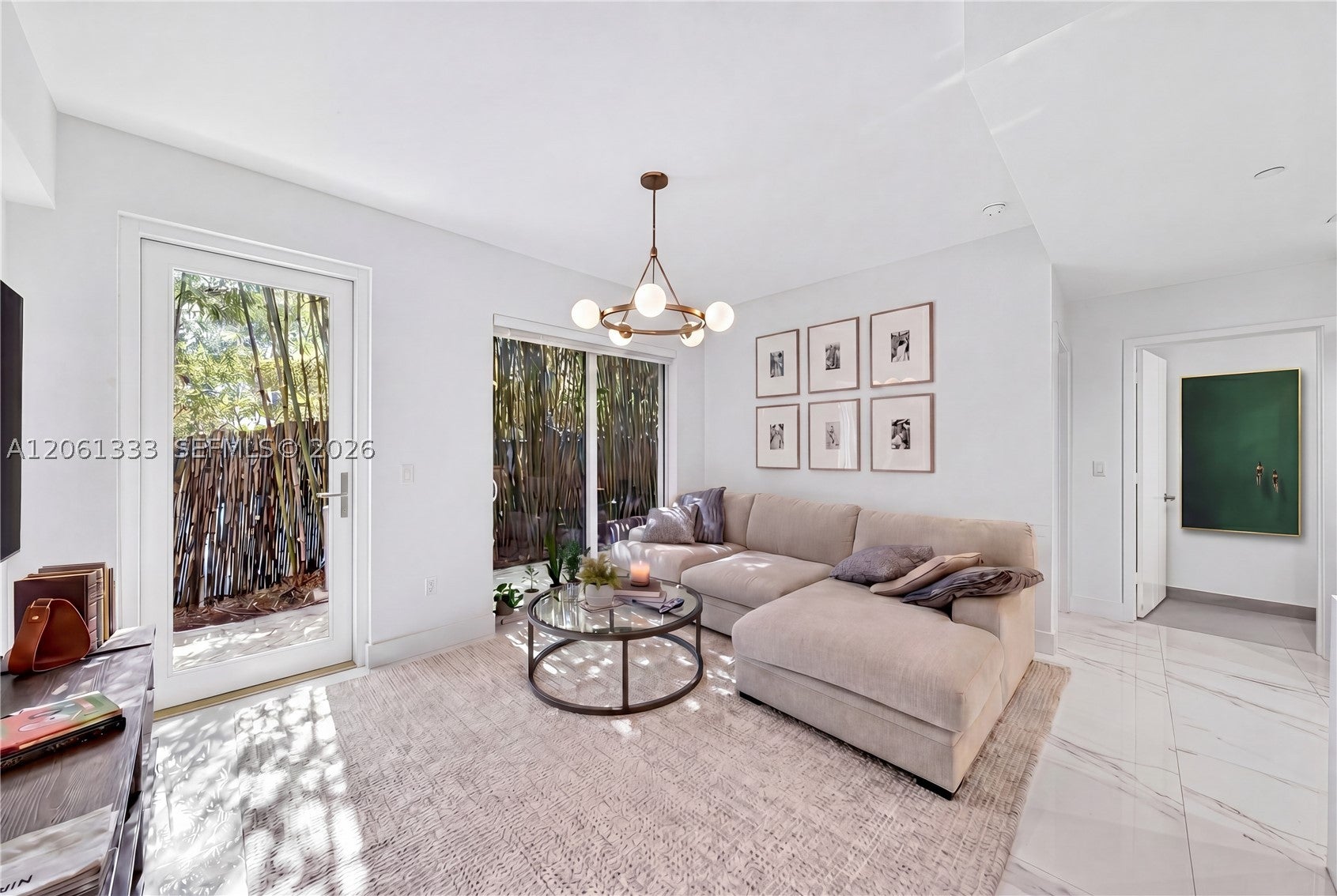 455 NE 39th St 111