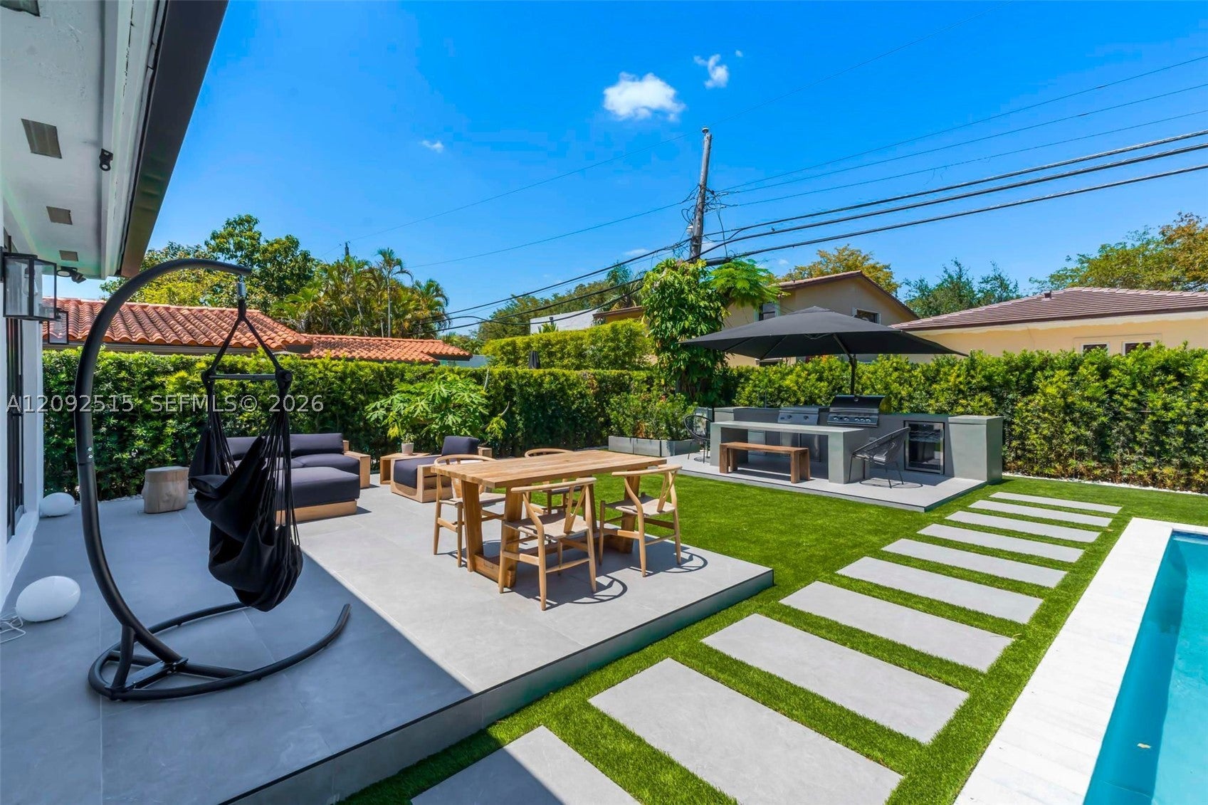 1543 Bird Rd -