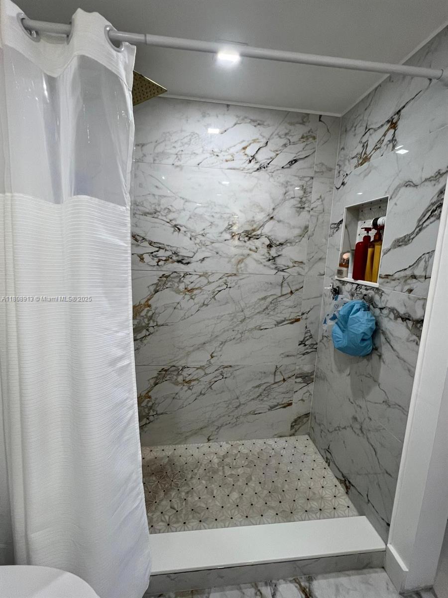 DORAL GARDENS CONDO - Residential