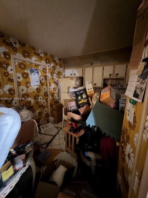 CASTLE APARTMENTS 14 COND - Residential