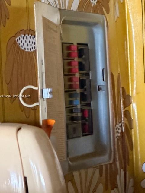 CASTLE APARTMENTS 14 COND - Residential